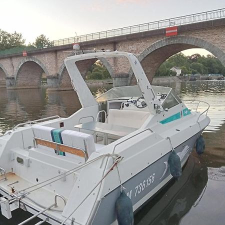 Bateau-Gite Sur Le Halage De La Mayenne L'Huisserie 외부 사진